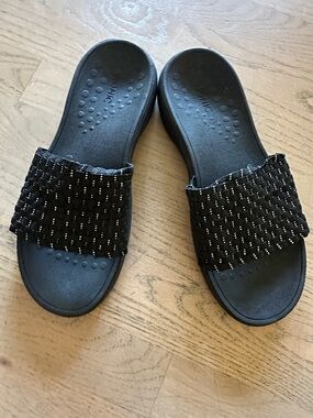 Black Slide Sandals - Women's Comfort Slides